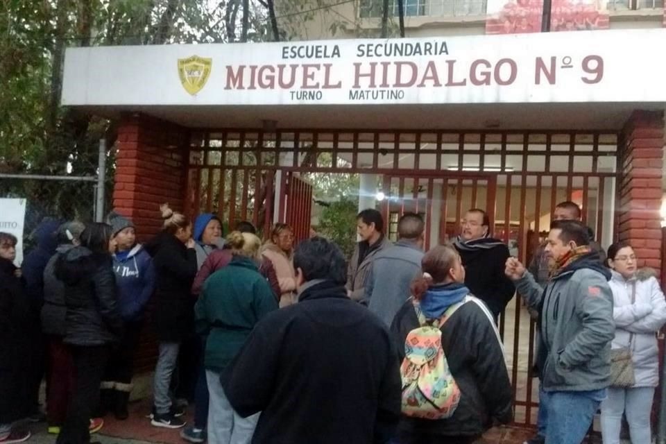 Escándalo en la Secundaria: Estudiante Lleva Arma a la Escuela en Monterrey