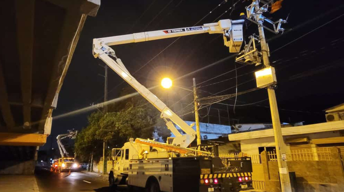 ¡Prepárate, Monterrey! Posibles Apagones a la Vista por Intensa Calorina